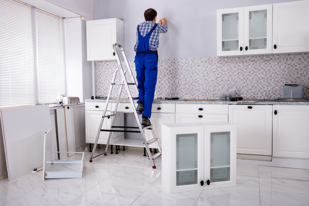 Who provides high-quality kitchen remodels with custom-made cabinets in the Cape Cod area?